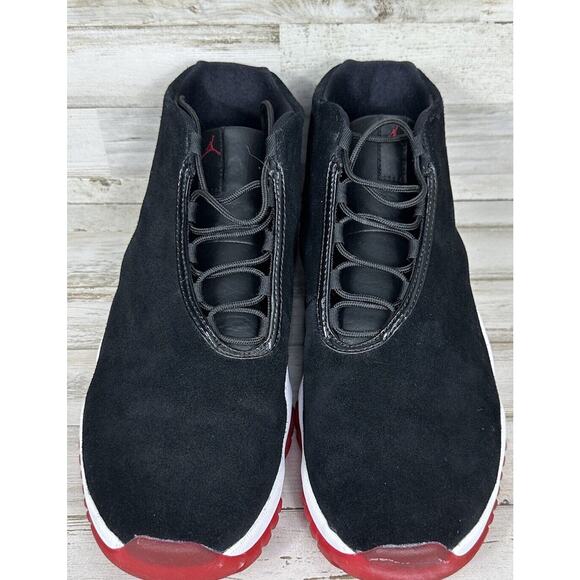 Jordan Future Bred 2018 Suede Black Red AT0056-001 Size 12 Great Condition main image 12